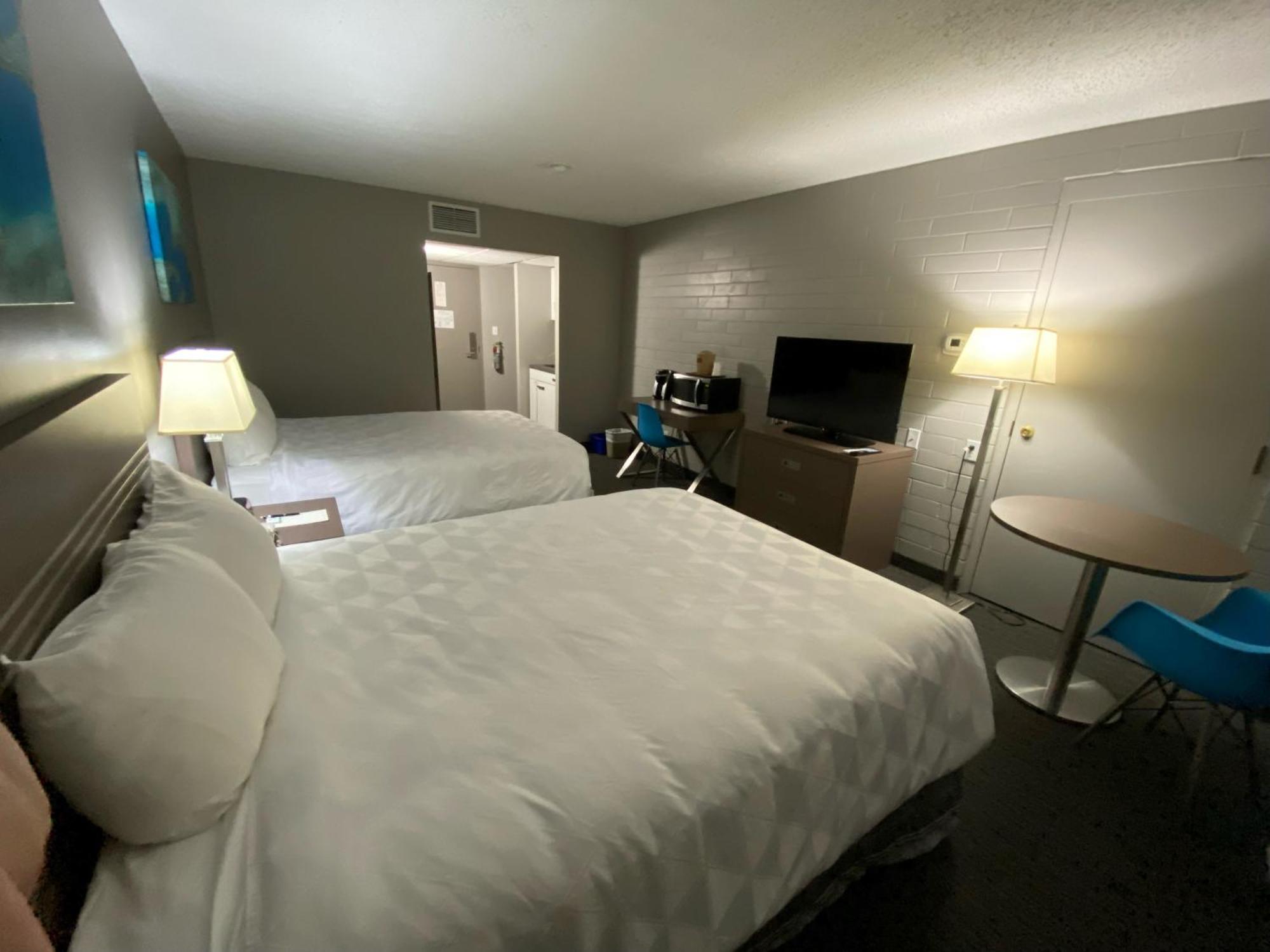 Travelodge By Wyndham Grande Prairie Exterior foto